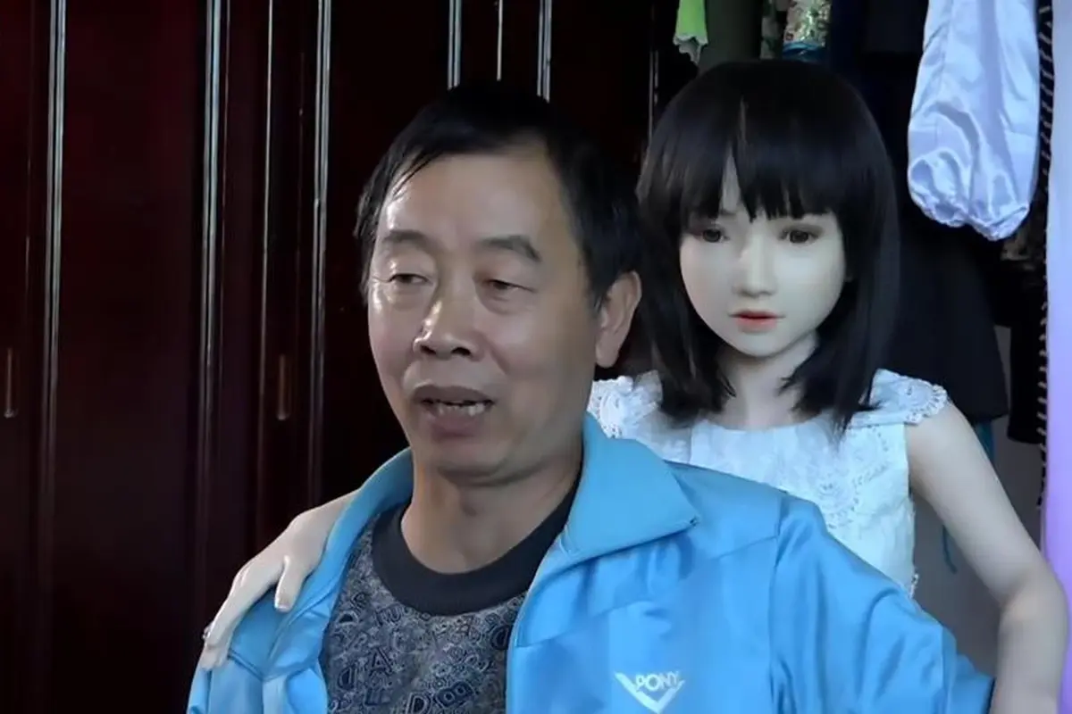 [Bintang] Boneka Seks