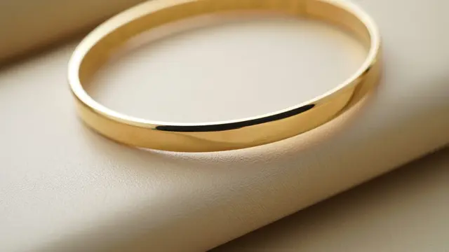 Model Gelang Emas Polos Klasik Cocok untuk Investasi Jangka Panjang (AI)