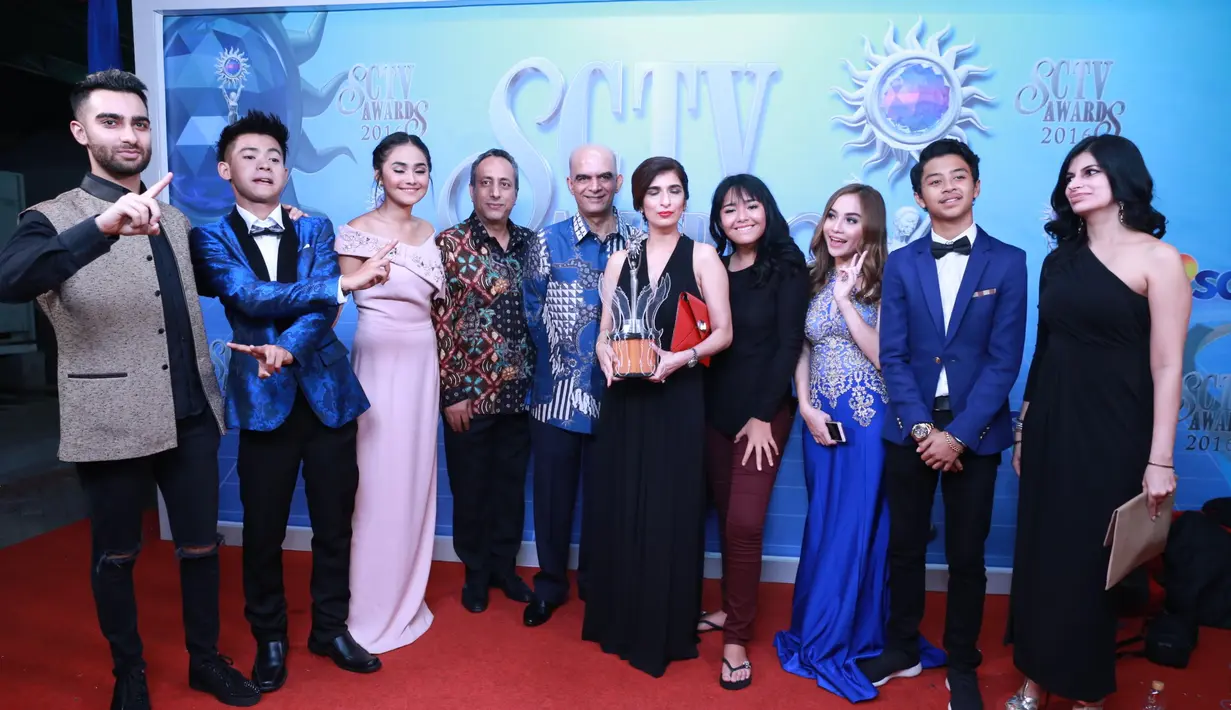 Mermaid in Love berhasil menang sebagai Sinetron Paling Ngetop di SCTV Awards 2016. Menurut Amanda Manopo, keberhasilan ini berkat semua tim yang sudah bekerja keras. (Adrian Putra/Bintang.com)