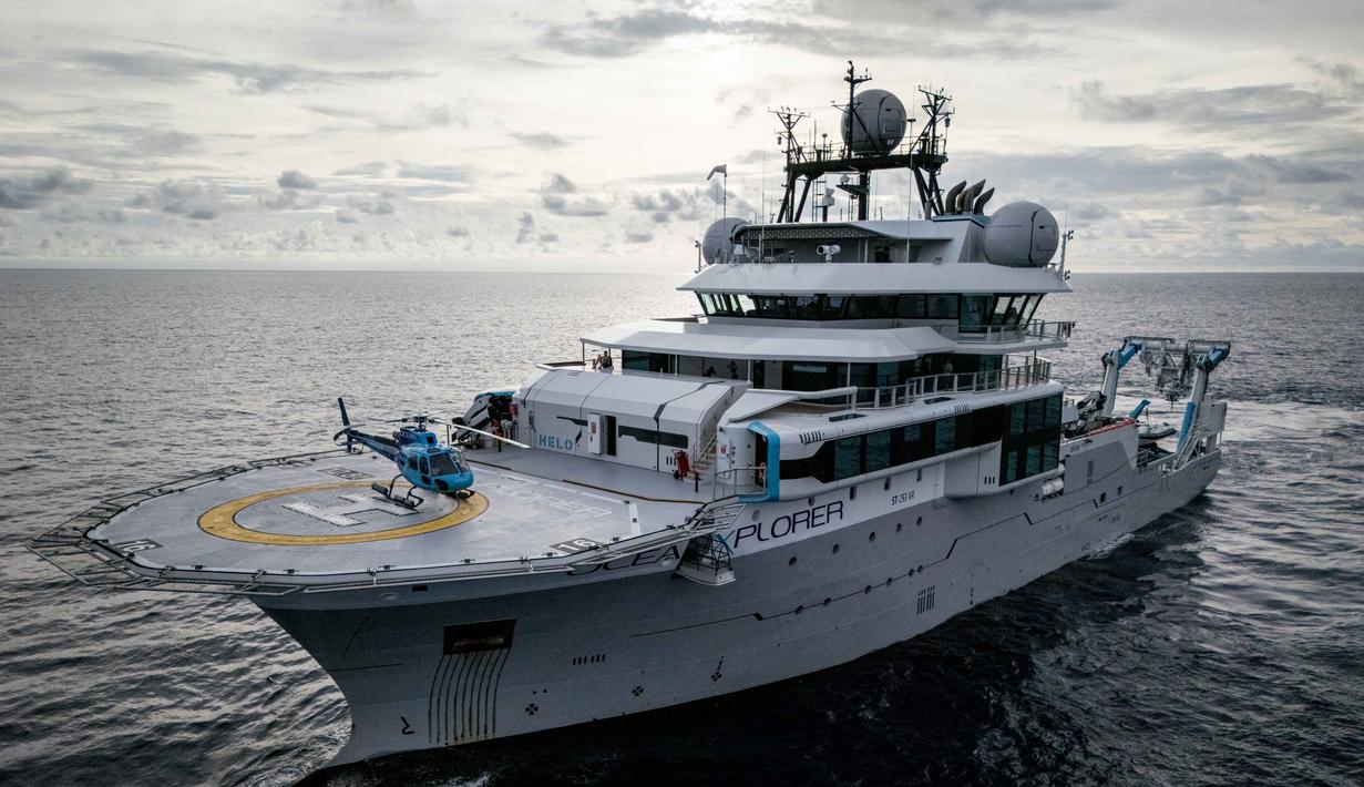 Ekspedisi ini didukung hadirnya dua unit kapal selam berawak yang memiliki peran spesifik berbeda. Tampak dalam foto yang diambil pada 11 Januari 2026 menunjukkan spesimen laut dalam yang tidak teridentifikasi yang diangkat oleh kapal selam ke OceanXplorer, sebuah kapal penelitian yang dioperasikan oleh organisasi nirlaba kelautan OceanX, di perairan lepas pantai pulau Sulawesi. (YASUYOSHI CHIBA/AFP)