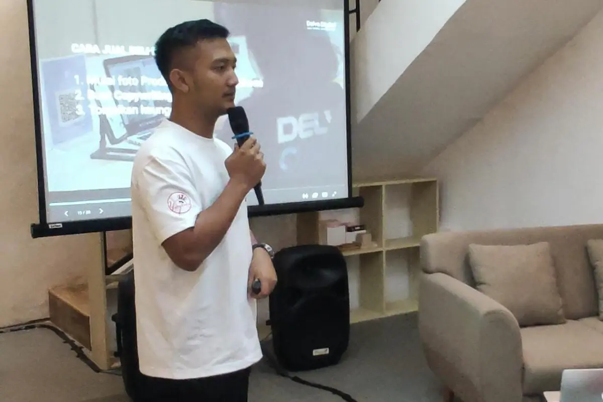 Pengusaha Surabaya Tom Liwafa. (Dian Kurniawan/Liputan6.com)