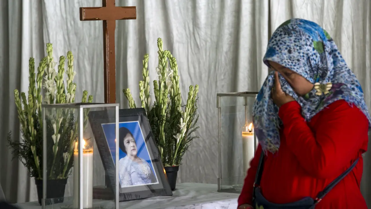 Duka Keluarga Korban Bom Gereja Surabaya