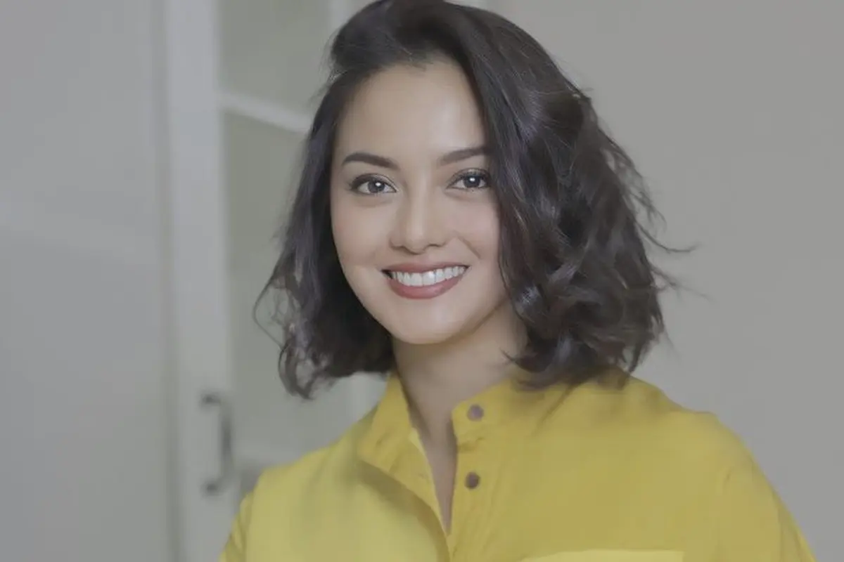 Potret Ririn Ekawati Tampil Fresh dengan Potongan Rambut Bobnya
