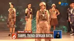 Sebanyak 135 model memperagakan keunikan Batik Gedegan yang memiliki ciri khas goresan baris horisontal dan vertikal yang menyerupai anyaman.