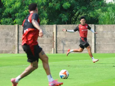 Pemain Persija Jakarta, Witan Sulaeman, saat sesi latihan jelang laga melawan Persib Bandung dalam lanjutan BRI Super League di Persija Training Ground, Bojongsari, Depok, Kamis (7/5/2026). (Bola.com/M Iqbal Ichsan)