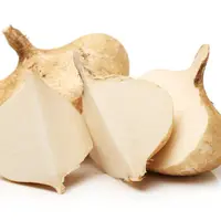 Selain bisa dijadikan pelengkap rujak, buah bengkuang bisa juga dijadikan obat alami untuk perawatan wajah.