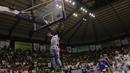Pebasket Stapac Jakarta, Goodman, melakukan Slam Dunk saat melawan Satria Muda Jakarta pada laga final IBL 2019  di C-Tra Arena, Bandung, Sabtu (23/3). Stapac menang 74-56 atas Satria Muda. (Bola.com/M Iqbal Ichsan)