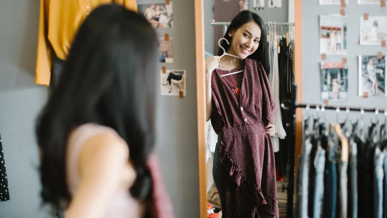 Ga Pede Punya Tubuh Mungil? Ini Tips Fashion Untuk Tubuh Kamu Agar Tidak Terlihat Mungil