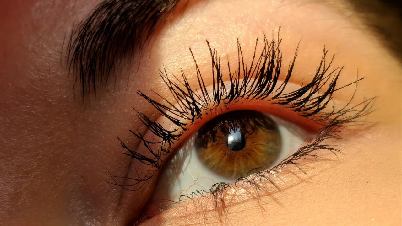Mengenal Lash Lift, Alternatif Melentikan Bulu Mata secara Alami dan Tahan Lama