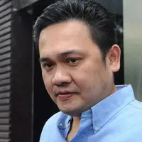Farhat Abbas hanya hanya menunggu kalau ada pihak yang akan mensomasi dirinya soal twit tentang Olga Syahputra.