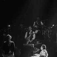 Konser Tanda Mata Glenn Fredly untuk Ruth Sahanaya (Deki Prayoga/Bintang.com)