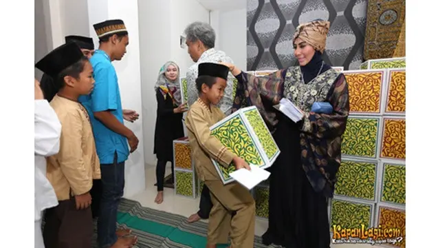 5 Potret Ratna Dilla yang Menikah 9 Bulan dan Memutuskan Cerai