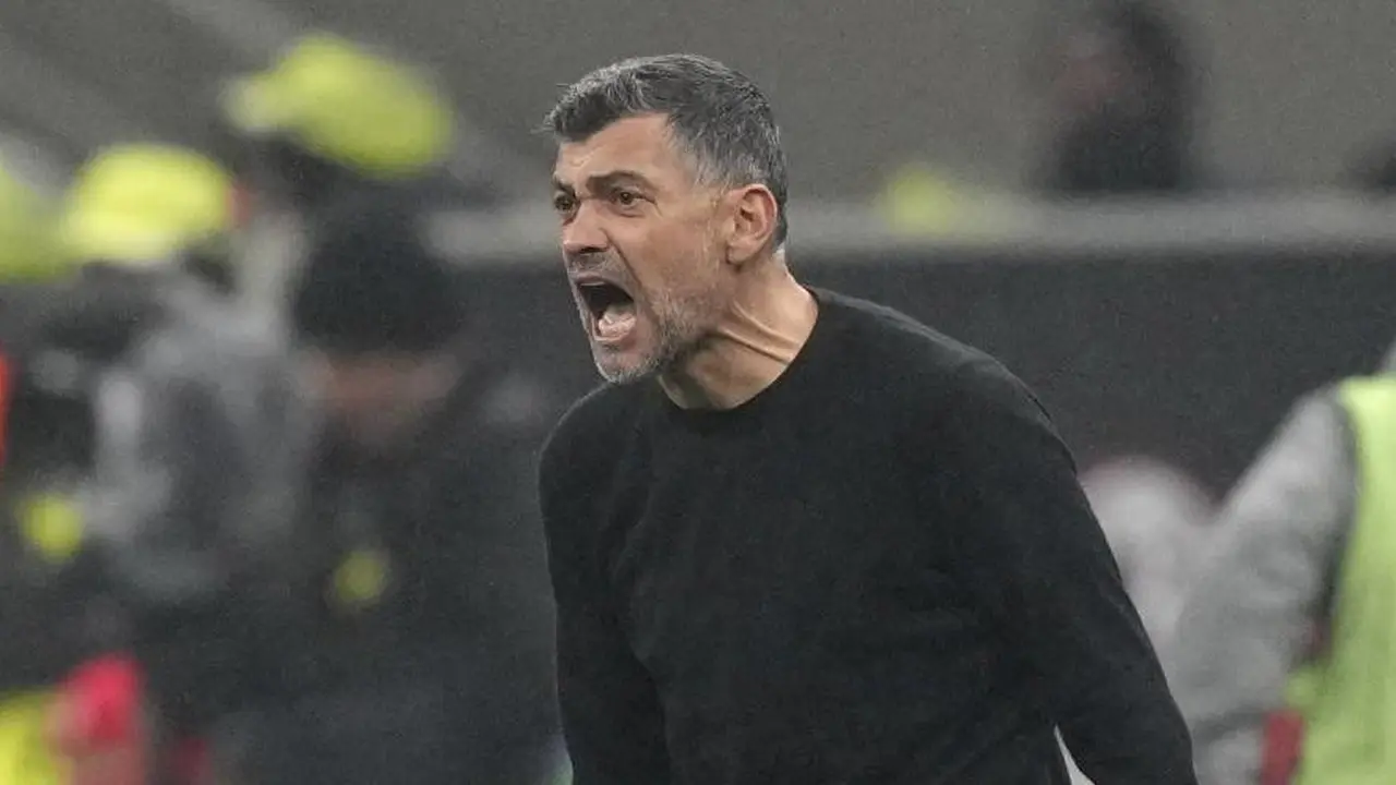 Pelatih AC Milan Sergio Conceicao. (c) AP Photo/Antonio Calanni