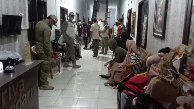 Razia Praktik Prostitusi Online di Malang