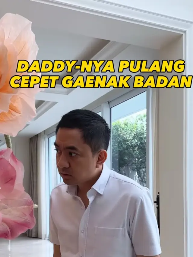 Suami Ayu Dewi dilarikan ke IGD jam 1.30 pagi. (credit:instagram.com/mrsayudewi)