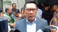 Gubernur Jawa Barat Ridwan Kamil telah menandatangani penetapan status tanggap darurat banjir dan longsor di lima wilayah di Jabar. (Liputan6.com/Huyogo Simbolon)