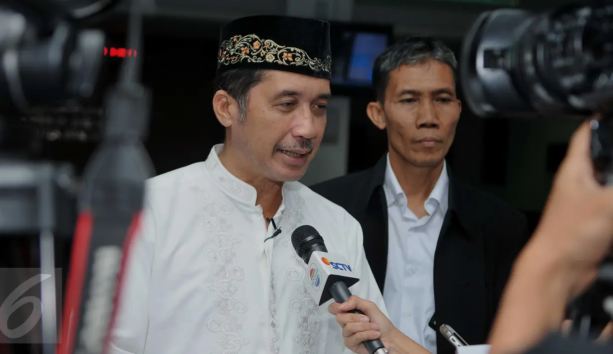 Kepala Kanwil Pajak Jakarta Barat, Sakli Anggoro memberikan keterangan pers, Jakarta, Kamis (19/11/2015). Ditjen pajak akan menghapus atau mengurangi sanksi administrasi atas keterlambatan pembayaran dan pelaporan pajak.(Liputan6.com/Gempur M Surya)