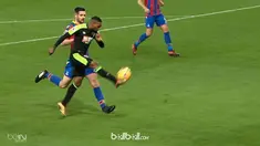 Berita video Jermain Defoe mencetak gol indah pada laga Crystal Palace vs Bournemouth di Premier League. This video presented by BallBall.