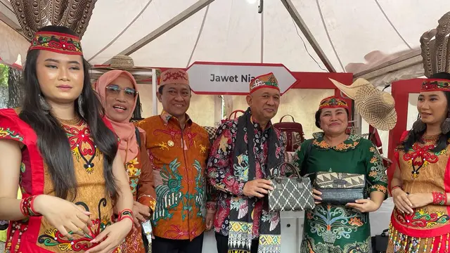 Menteri Koperasi dan UKM Teten Masduki