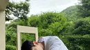 <p>Tatapannya yang tajam menyiratkan sejuta pesona. Posenya gemesin banget ya? (FOTO: instagram.com/eunwo.o_c/)</p>