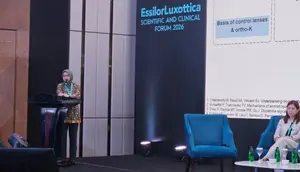 Sekolah hingga Sore Lalu Les Bisa Picu Miopia pada Anak