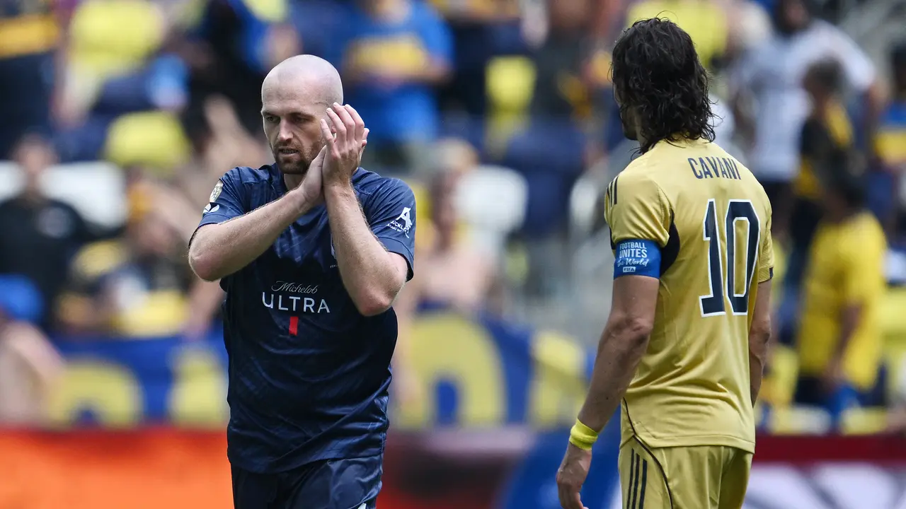 Striker Auckland City, Christian Gray