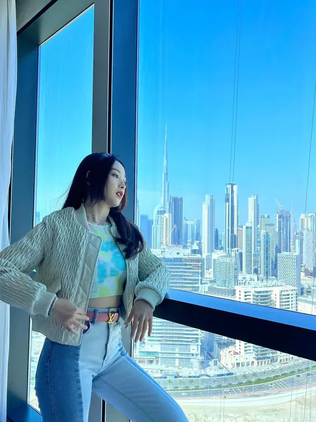 7 Potret Natasha Wilona Liburan di Dubai, Jajal Wahana yang Pacu Adrenalin