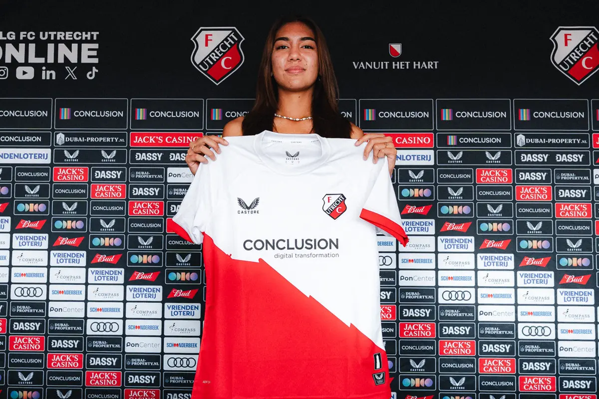 Striker Timnas Indonesia Putri, Claudia Scheunemann, bergabung dengan FC Utrecht Vrouwen di Belanda.
