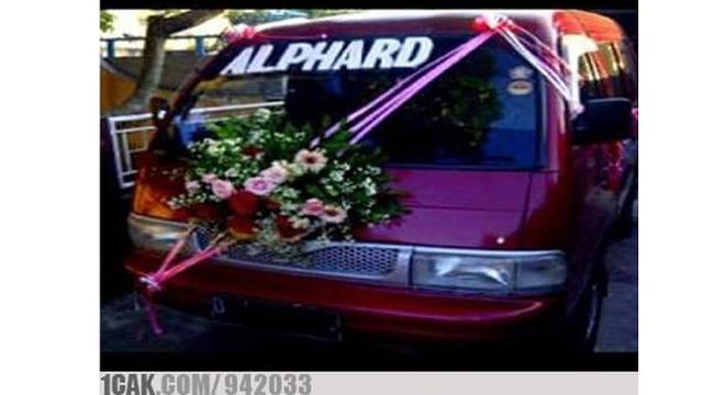 6 Kendaraan Pengantin Antimainstream Ini Bikin Geleng Kepala