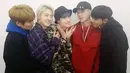 Dalam berbagai kesmepatan para personel Teen Top mengaku jika mereka ngefans dengan BigBang. Changjo pun jatuh hati dengan keahlian Taeyang saat menari. (Foto: Soompi.com)