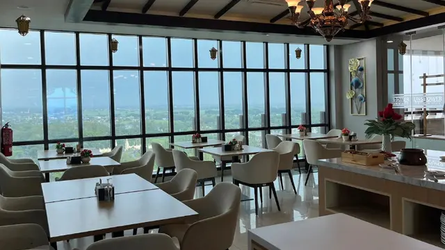 SKY LOUNGE by UNS Tower (Google Maps/Hakim Hermawan)