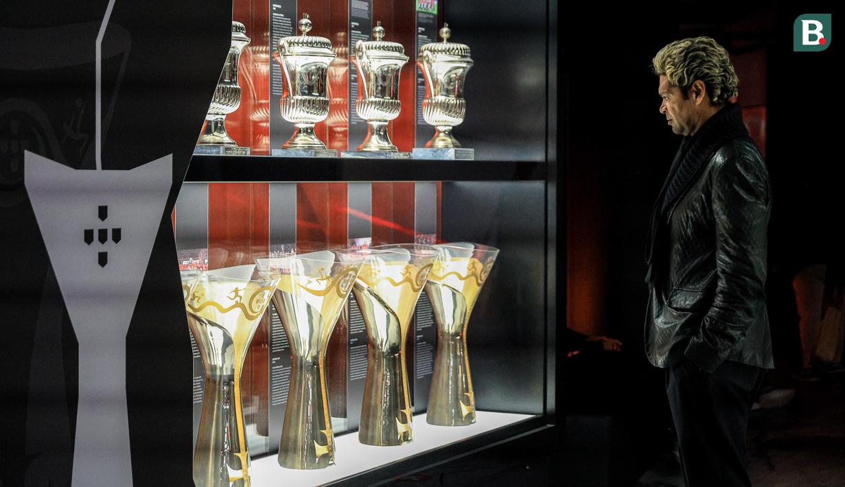 Benfica merupakan klub tersukses di Liga Portugal. Klub berjuluk As Aguias atau Si Elang tersebut tercatat telah merengkuh 38 gelar Liga Portugal, 26 trofi Piala Portugal, 7 Piala Liga Portugal, 9 Piala Super Portugal, dan 2 gelar Liga Champions. (Bola.com/Bagaskara Lazuardi)