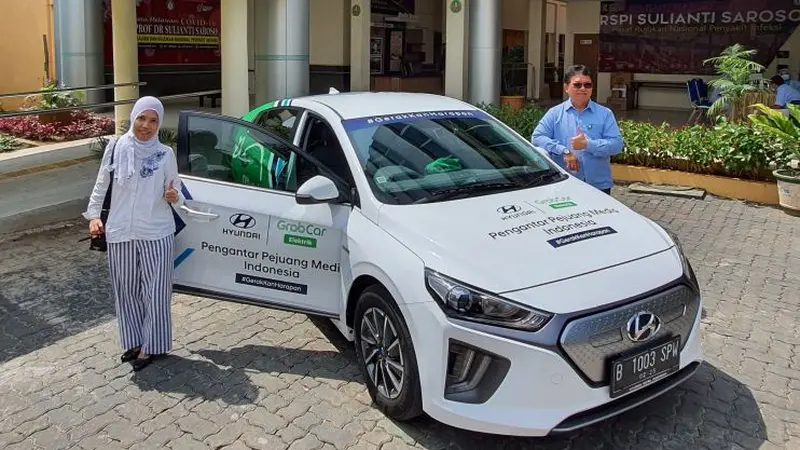 Hyundai dan Grab Sediakan Mobil Listrik Ioniq Untuk Transportasi Tenaga Kesehatan (Ist)