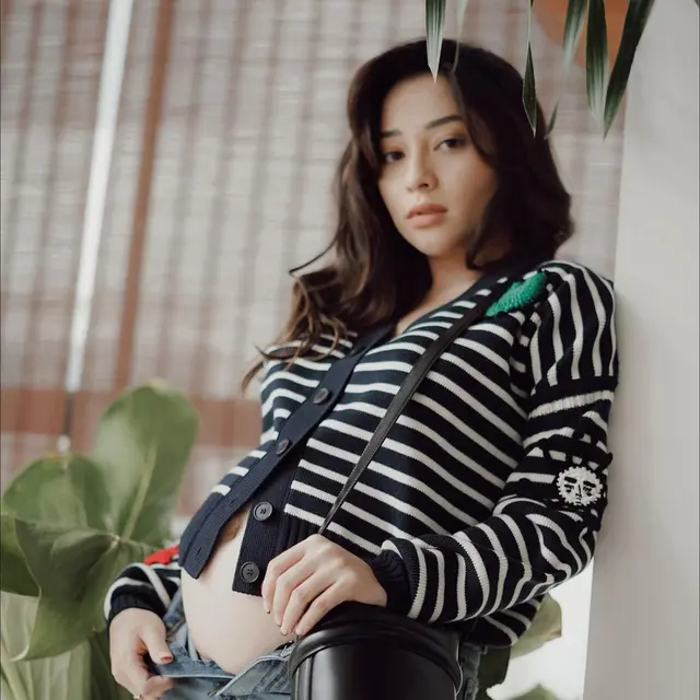 6 Potret Perubahan Wajah Nikita Willy dari Hamil hingga Melahirkan, Tetap Memesona