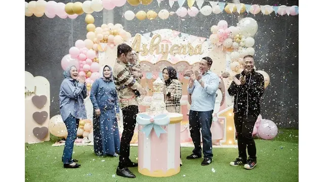 6 Potret Megantara Rayakan Ultah Pertama Buah Hati, Umumkan Istri Hamil Anak Kedua