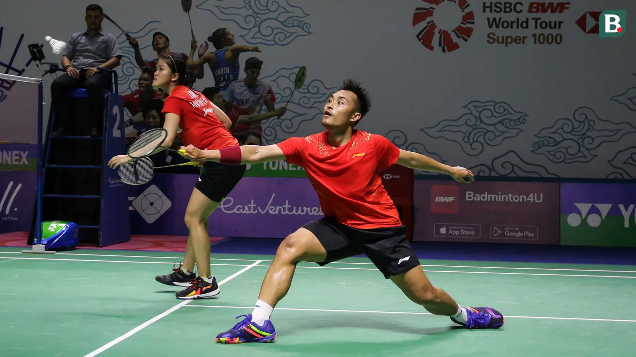 Foto: Duh, 3 Pasang Ganda Campuran Indonesia Langsung Angkat Koper di Hari Pertama Indonesia Open 2022