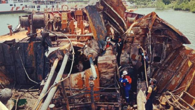 Kebakaran MT Kristin