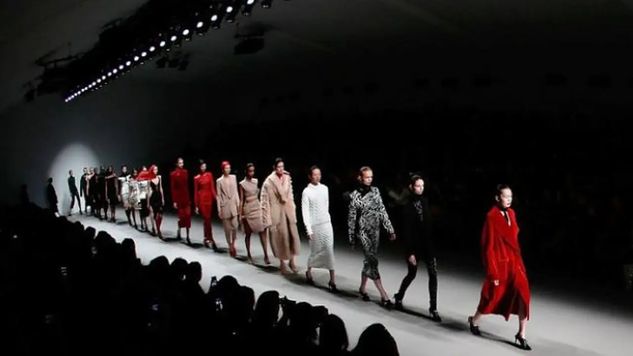 4 Cara Ampuh Menjadi Fashion Designer (Iklan)
