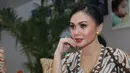 Hubungan dengan pria yang kini jadi suami Nagita Slavina kandas. Yuni dikabarkan menjalin hubungan dengan Chiko Hakim. Mantan suami dari artis dan politisi Wanda Hamidah. Beberpa potret kemesraan keduanya terlihat di media sosial. (Adrian Putra/Bintang.co