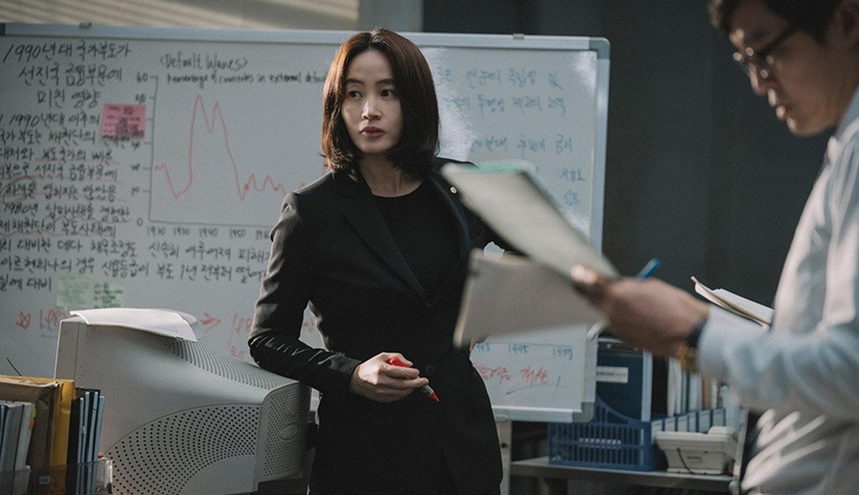 Kim Hye Soo dalam film Default. (Zip Cinema/CJ Entertainment)