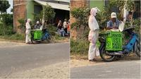 Viral momen pocong terekam sedang jajan pentol di siang hari ini kocak. (Sumber: Instagram/undercover.id)