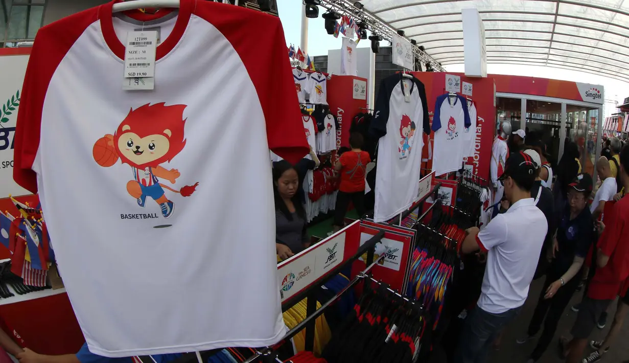 Booth cendera mata SEA Games tersedia juga di Karnaval SEA Games. (Bola.com/Arief Bagus)