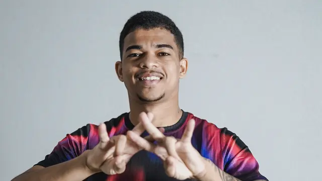 Carlos Iury - Dewa United