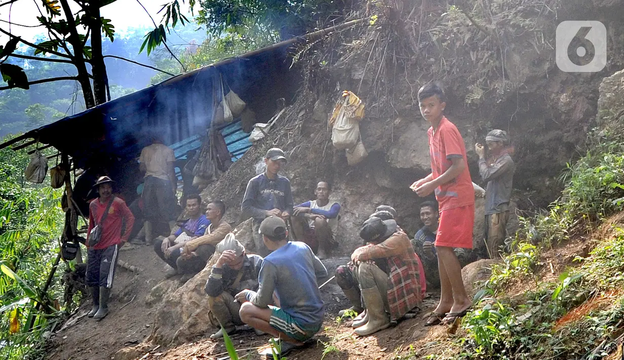 Jika dirata-rata, hasil minimum yang mereka dapatkan dalam sebulan mencapai 3 hingga 4 juta rupiah. (merdeka.com/Arie Basuki)