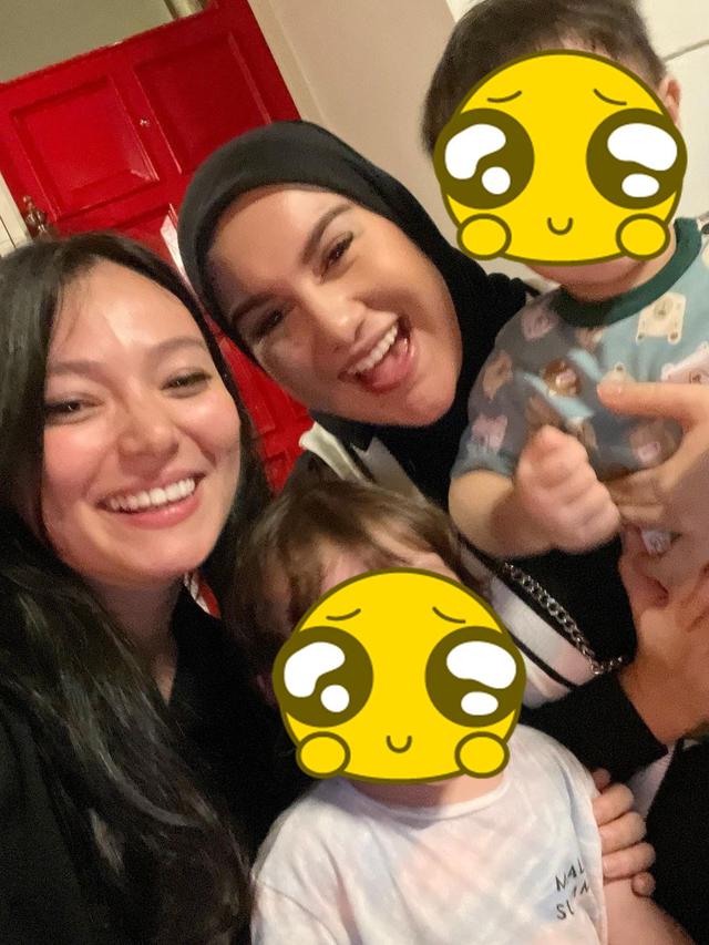 7 Momen Persahabatan Keluarga Irish Bella dan Asmirandah, Kompak Banget