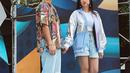 Kali ini, Ochi Rosdiana dan Junior Roberts kompak dengan outfit streetstyle di atas panggung [instagram/ochi24]