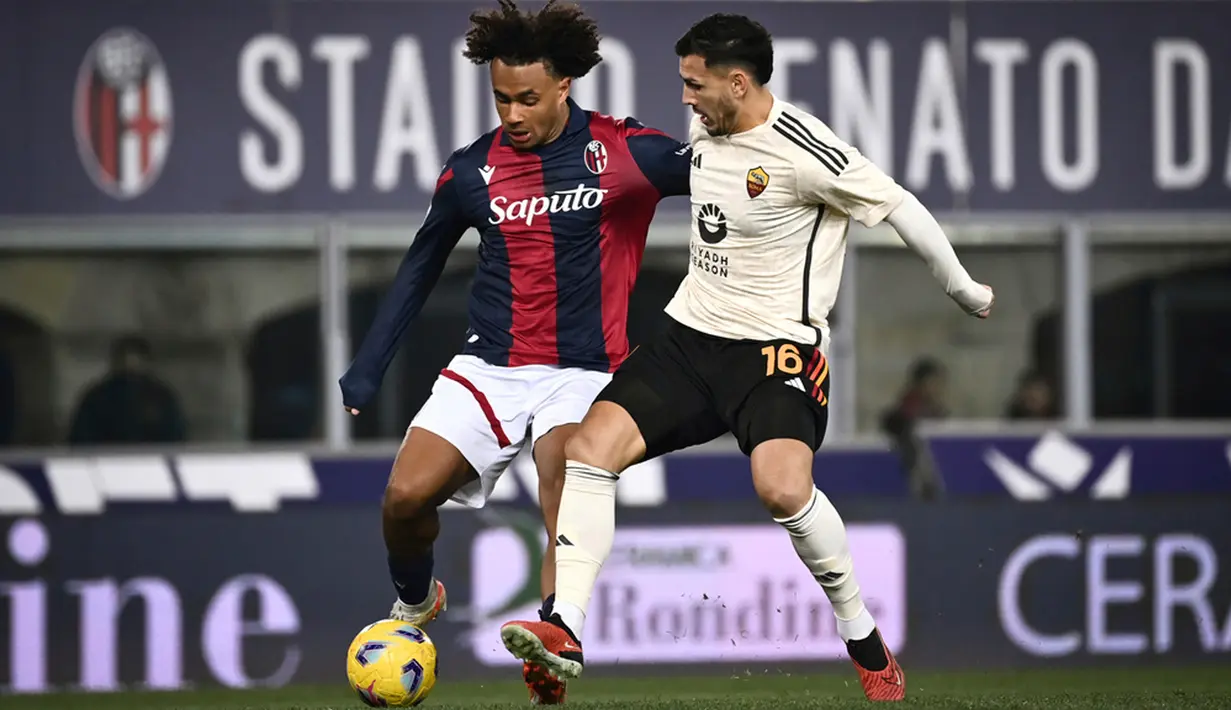 AS Roma dipaksa mengakui keunggulan tuan rumah Bologna dalam lanjutan Liga Italia. Pasukan Jose Mourinho menyerah dua gol tanpa balas. (Massimo Paolone /LaPresse via AP)
