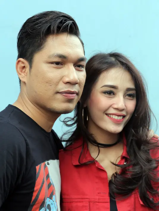 Rizal Armada dan Monica Imas