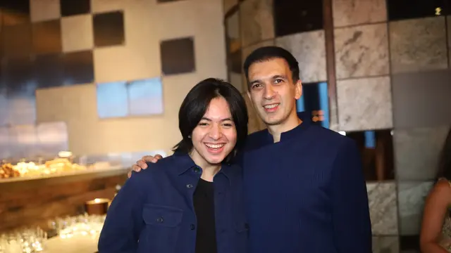 Manoj Punjabi dan Angga Yunanda. (Foto: Dok. MD Pictures)