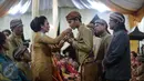 Prosesi Midodareni Gibran Rakabuming putra sulung Presiden Joko Widodo di kediaman calon mempelai wanita, Selvi Ananda Putri, Solo, Rabu (10/6/2015). (Liputan6.com/Faizal Fanani) 